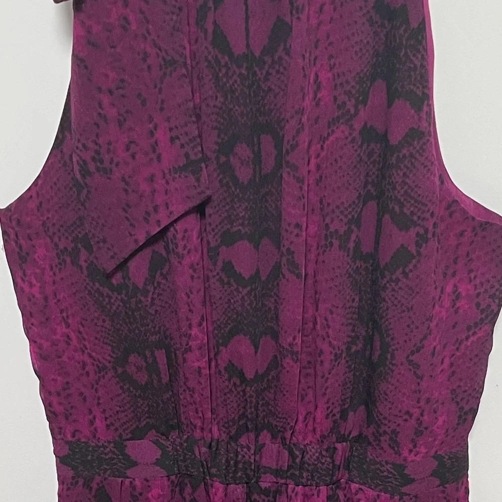WHBM Fit & Flare Amethyst snake print Sleeveless halter Tie neck chiffon Dress - Picture 6 of 11